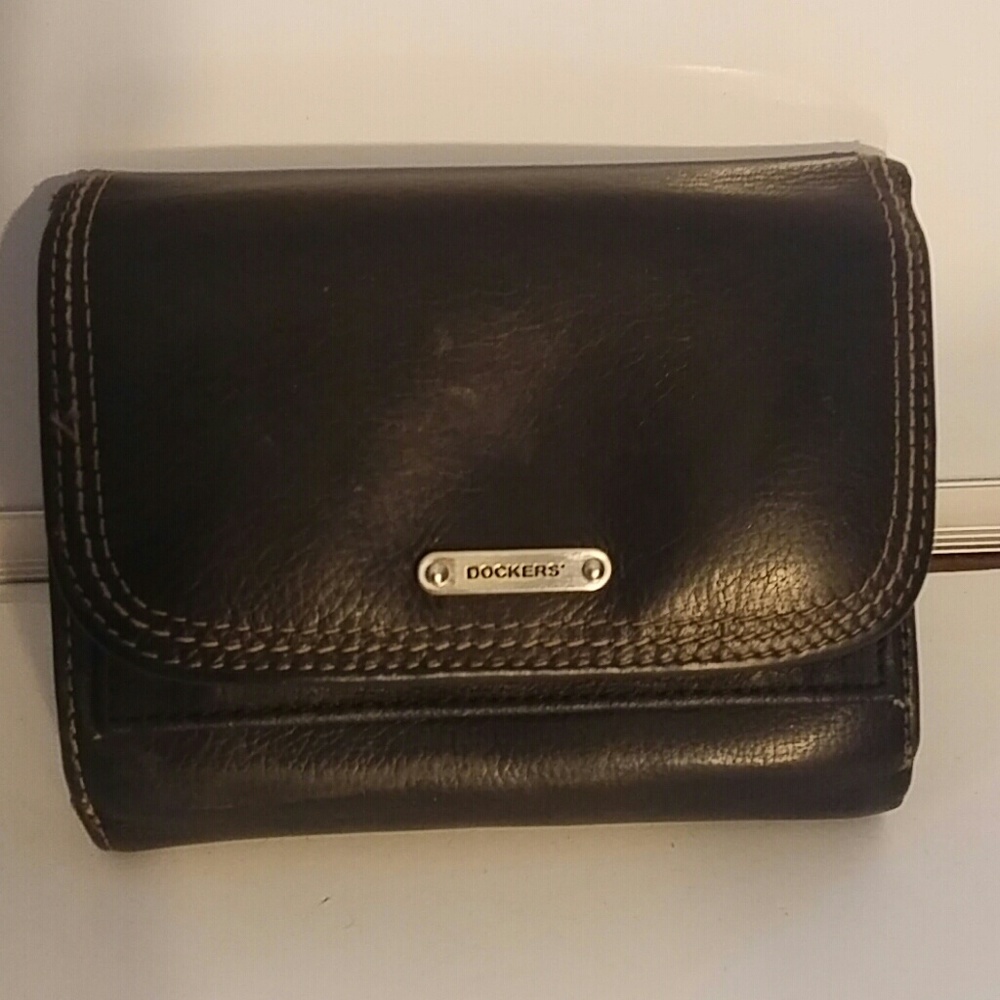 Dockers leather wallet
